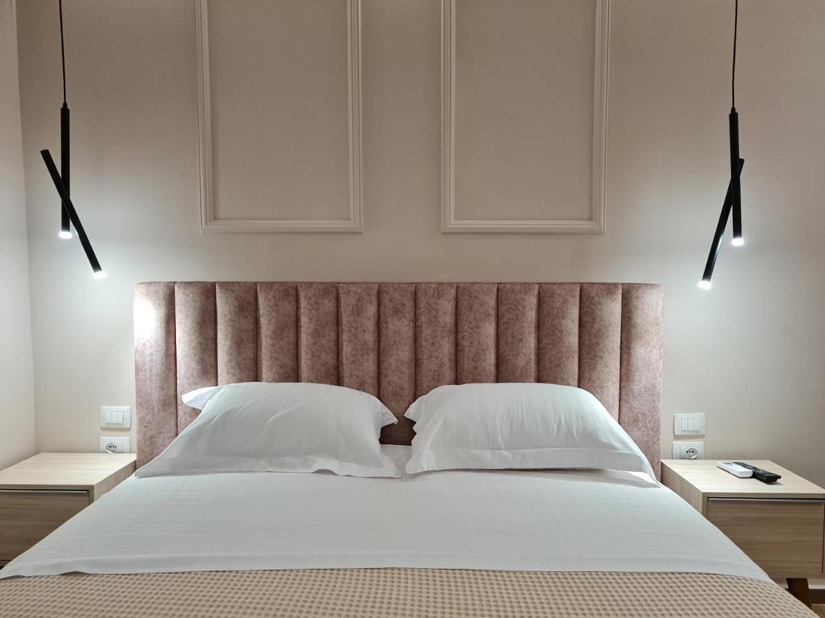 Himara 28 Hotel Εξωτερικό φωτογραφία