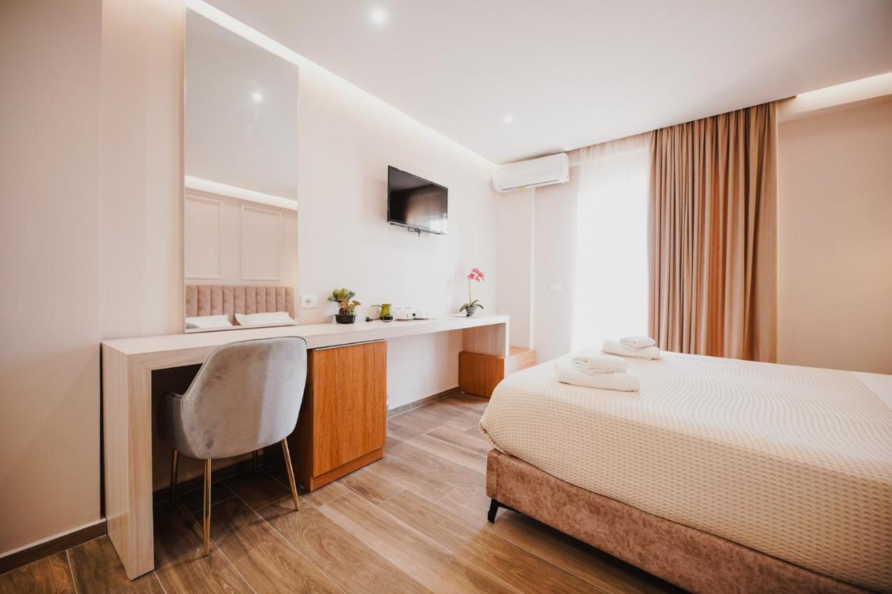 Himara 28 Hotel Εξωτερικό φωτογραφία