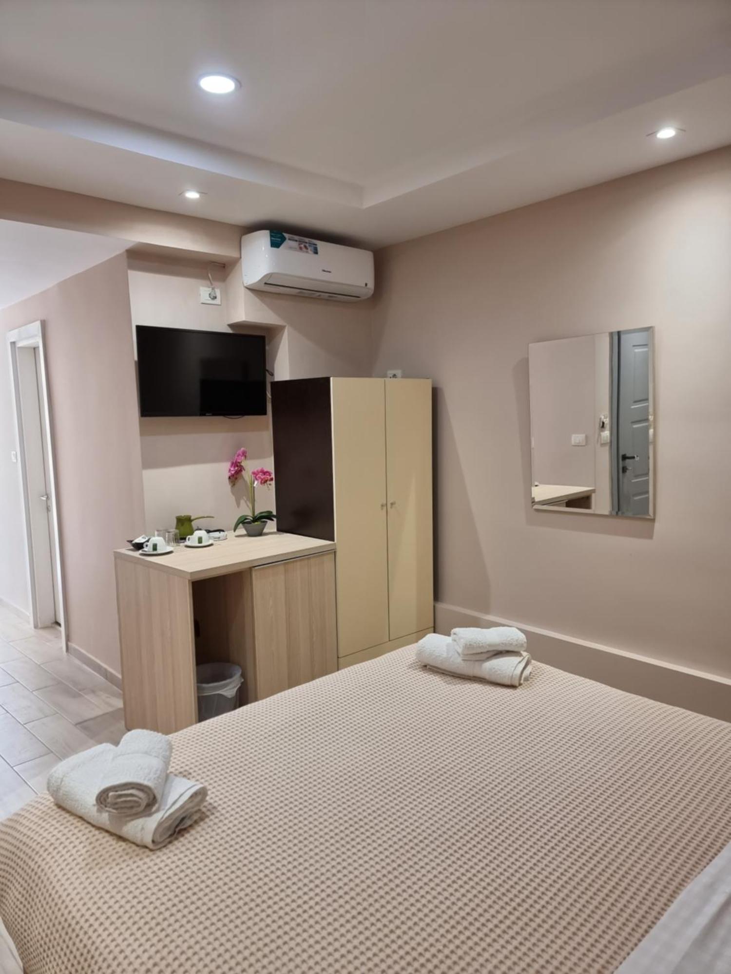Himara 28 Hotel Δωμάτιο φωτογραφία